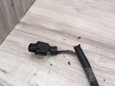 2012-2018 BMW F30 320i N20B20U0 Engine Motor Wiring Wire Harness 7605915