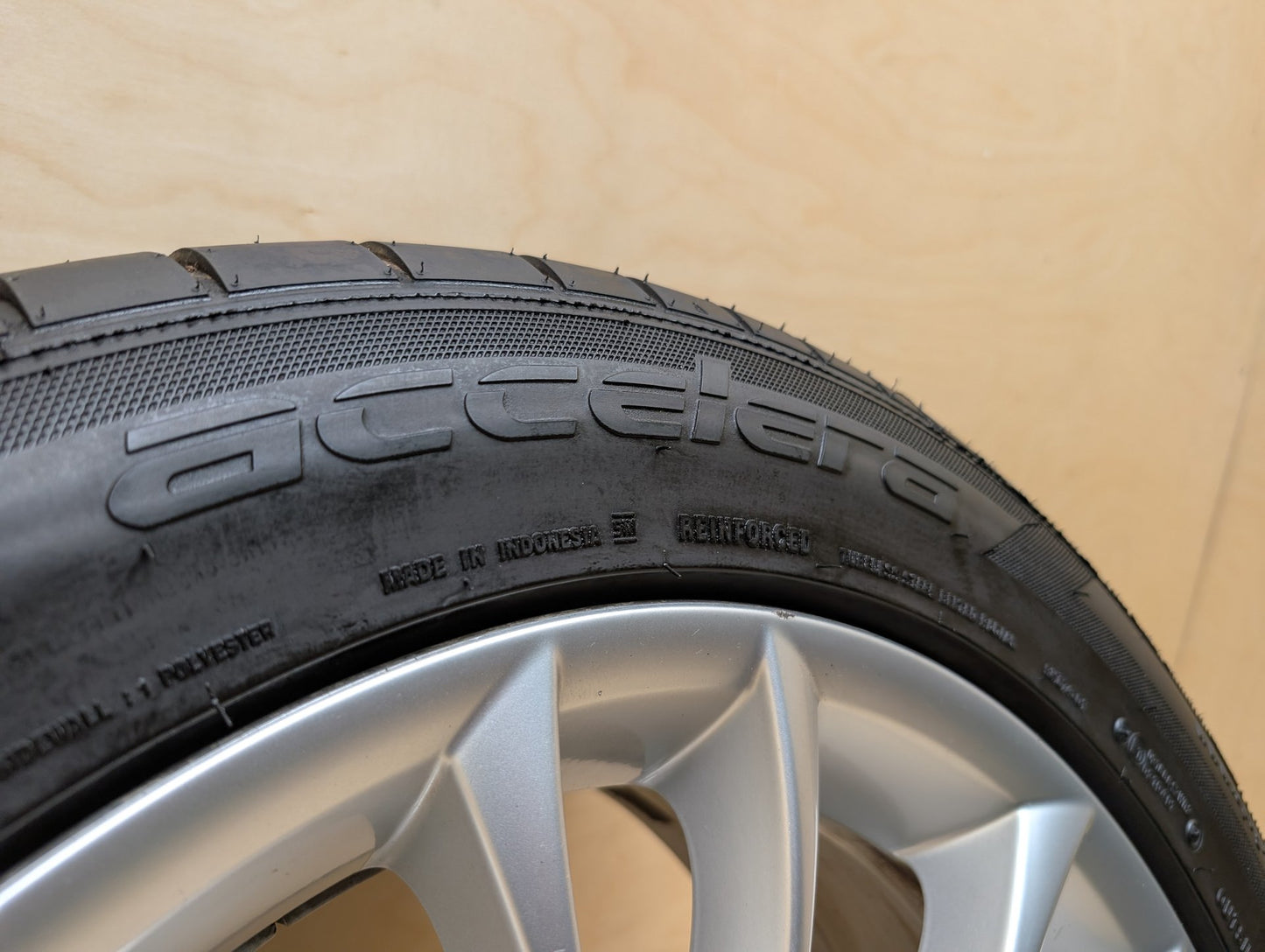 OEM BMW F01 F02 F07 740 750 760 FRONT Rim Wheel 19x8.5 ET25 M V-Spoke Style 302