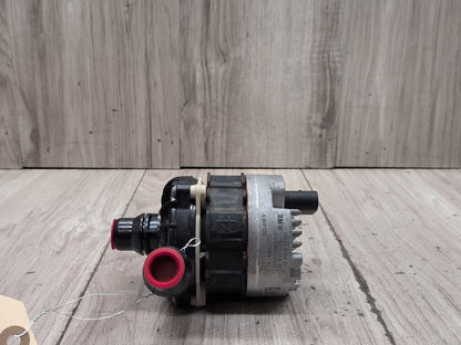 19-24 OEM BMW G05 G07 G20 G22 G26 G30 Engine B58 Auxiliary Coolant Water Pump