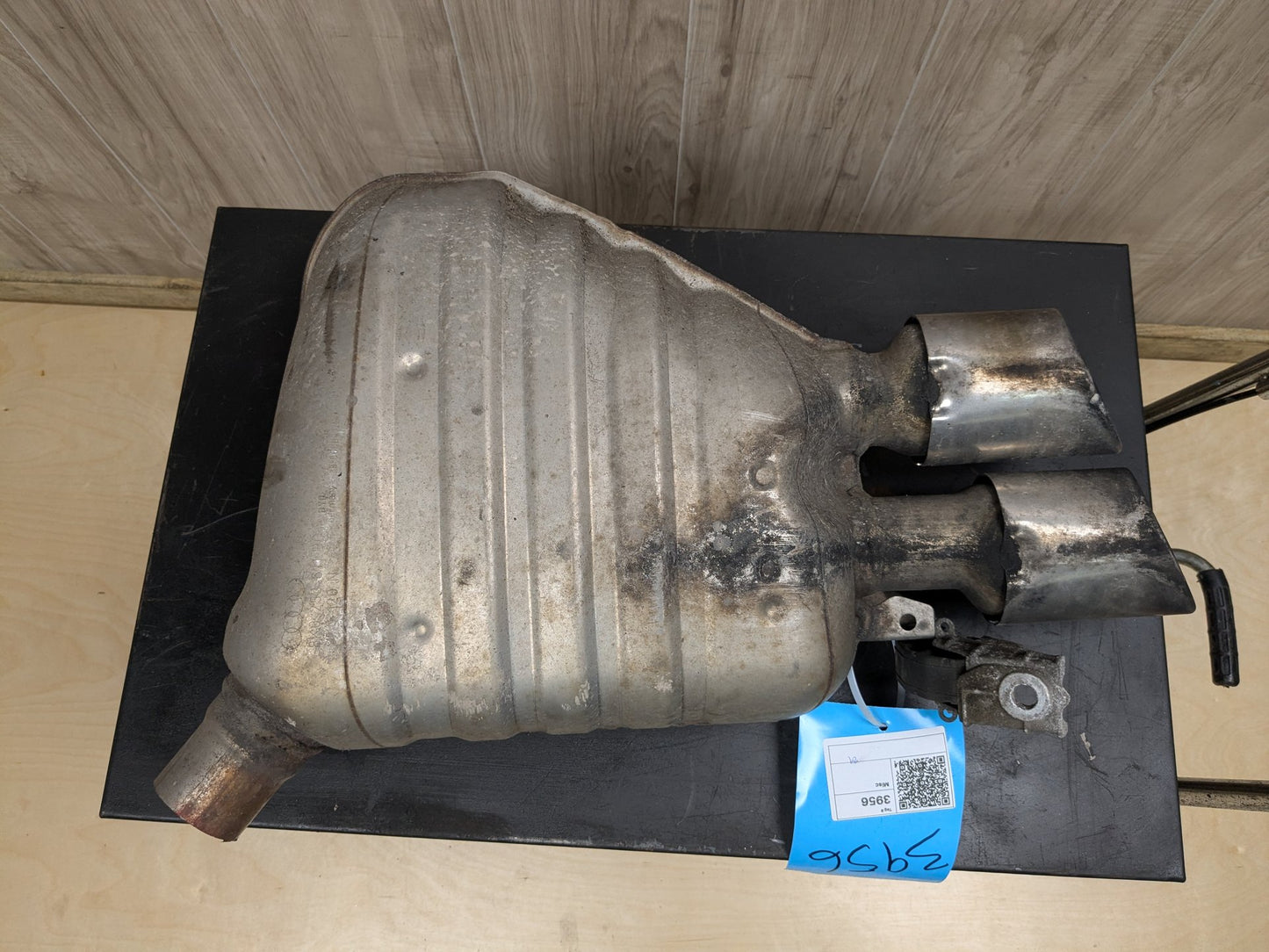 2008 - 2017 Audi S5 8T Rear Exhaust Muffler 8K0253611