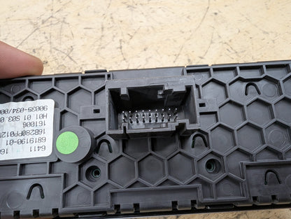 16-22 OEM BMW G11 G12 740 750 M760 AC Rear Heater Climate Control Switch Panel