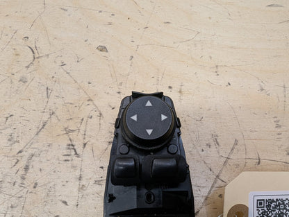 2010-2017 BMW 535i GT xDrive F07 Front Left Driver Door Master Window Switch 9241956 OEM
