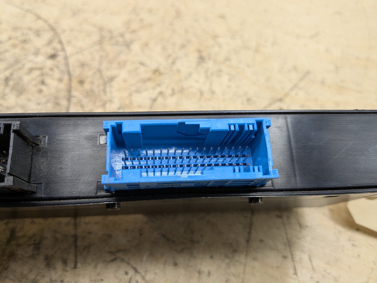2007-2013 BMW 335i E92 BCM Body Control Module 9119495 OEM