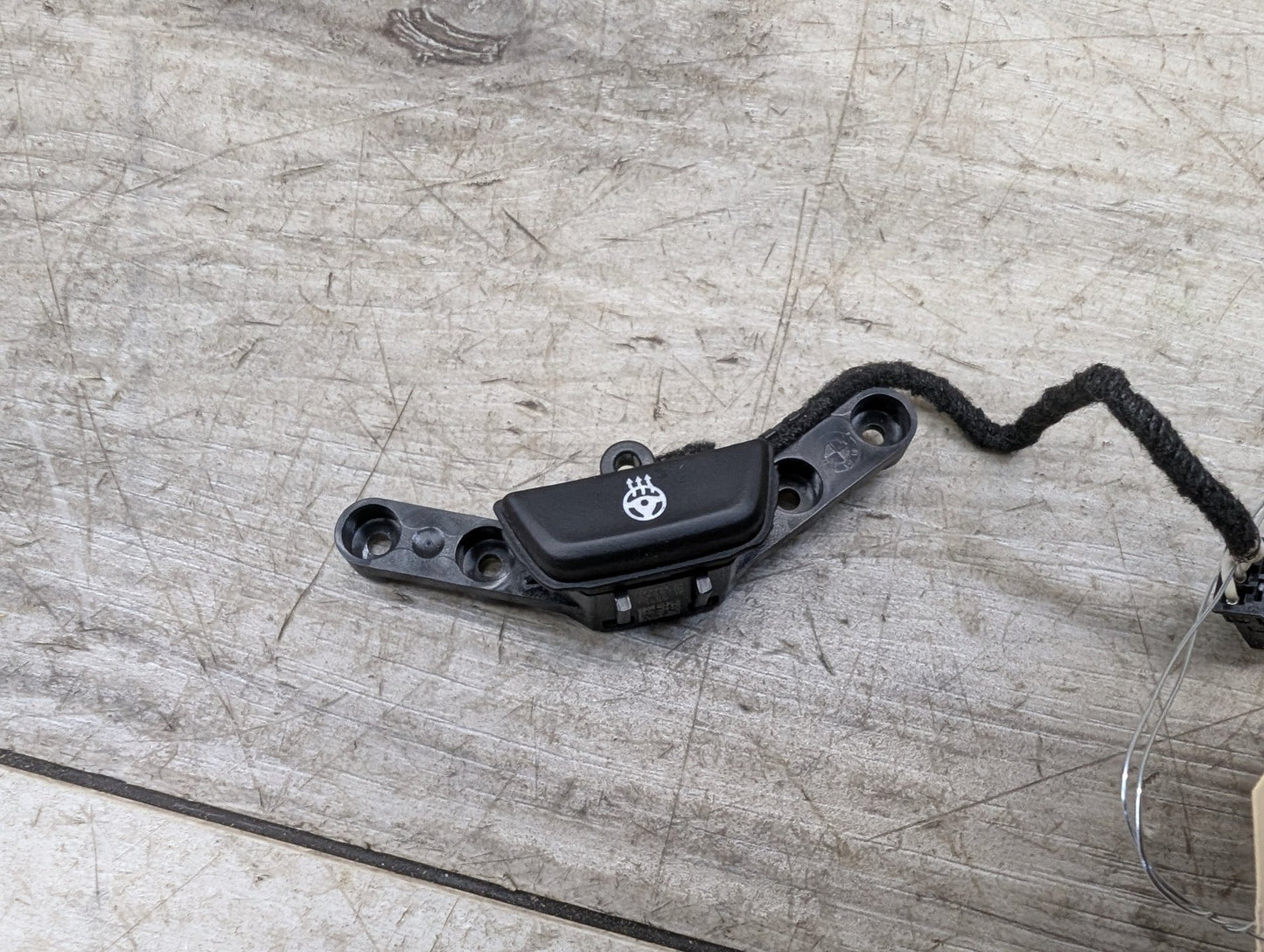 OEM BMW F44 G01 G05 G12 G20 G22 G26 G30 G42 Steering Wheel Heater Button Switch