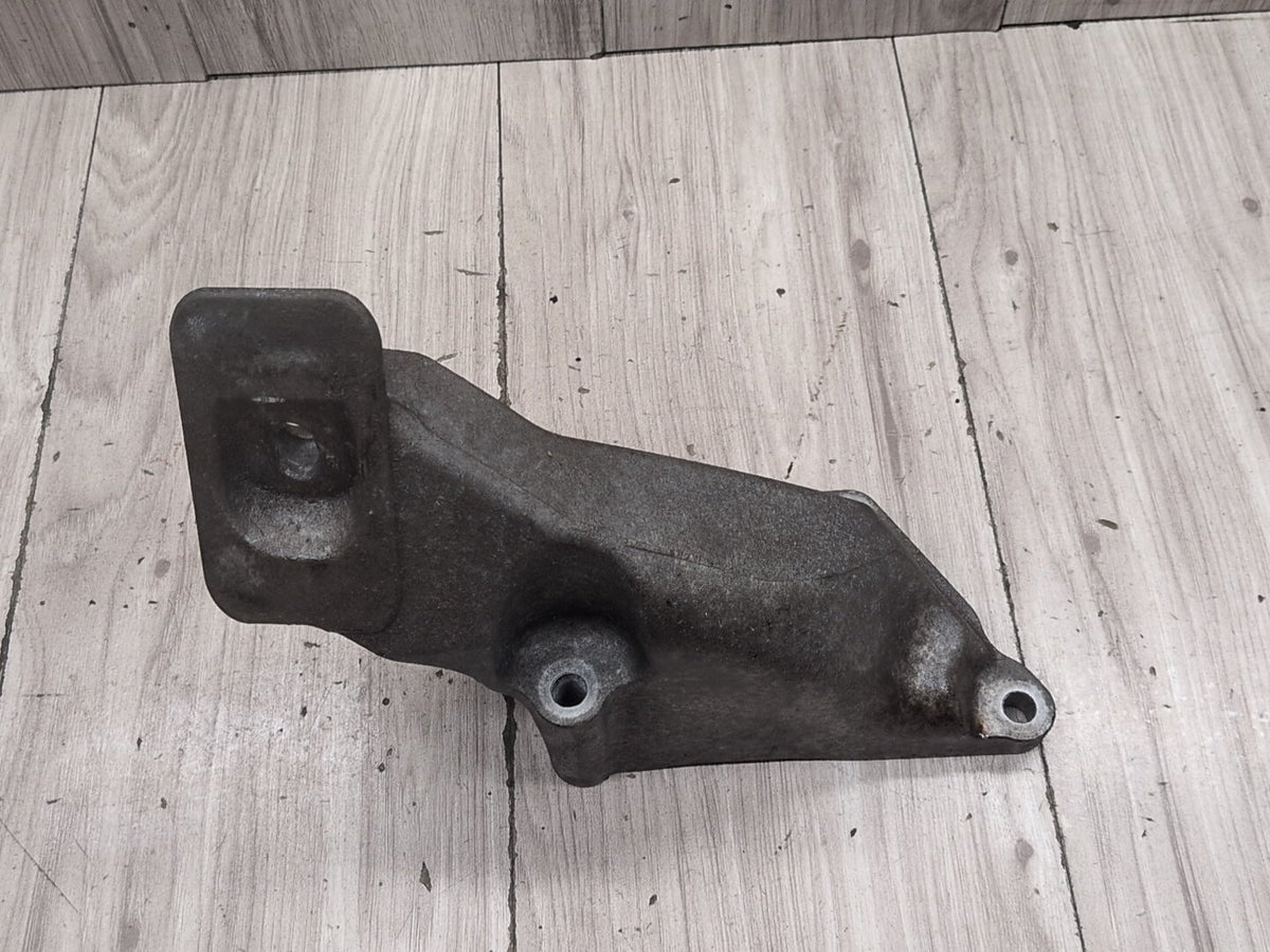 2015-2018 BMW F85 X5 S63B44T2 Right Passenger Engine Bracket Support Mount 6852868
