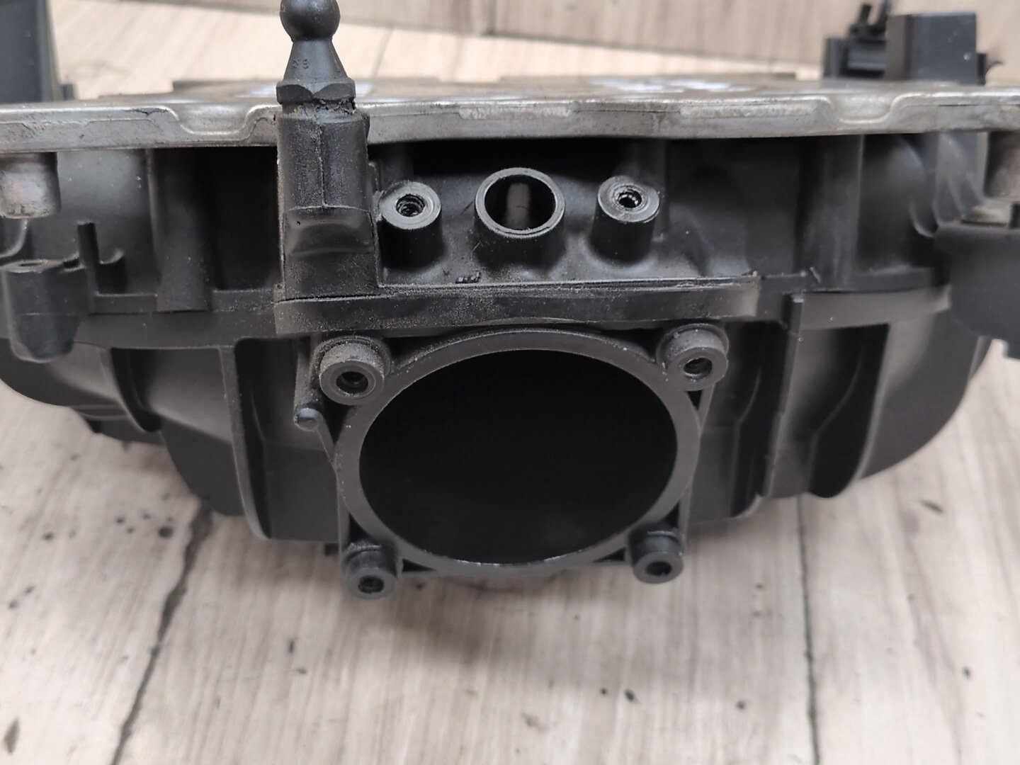 2012-2018 BMW F30 320i N20B20U0 Engine Motor Intake Manifold 7588126