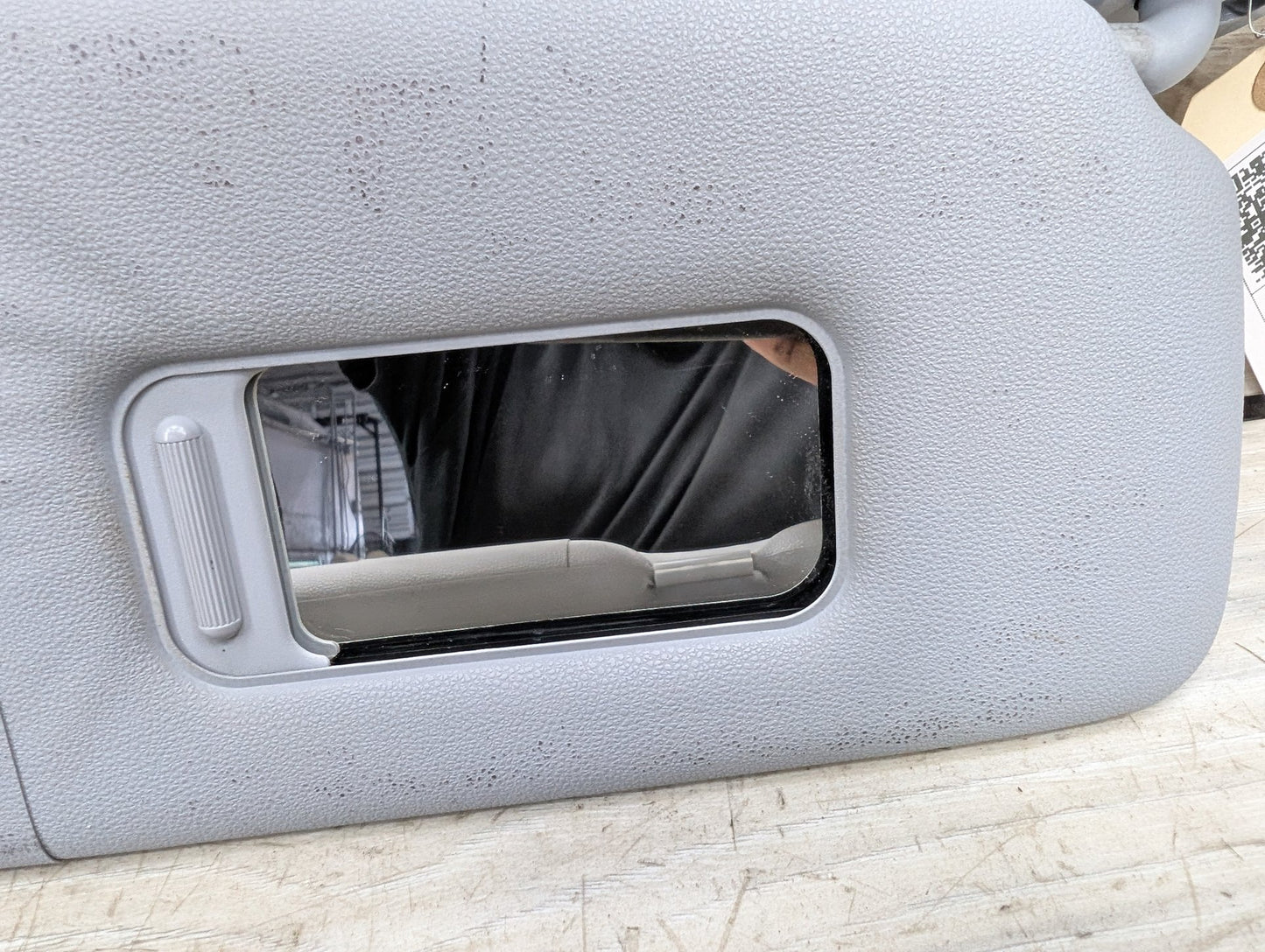 2008-2013 BMW 128i E82 Front Left Right Sun Visor SET 2996644
