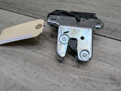 2008 - 2017 Audi S5 8T Liftgate Trunk Lid Liftgate Lock Latch Actuator 4F5827505
