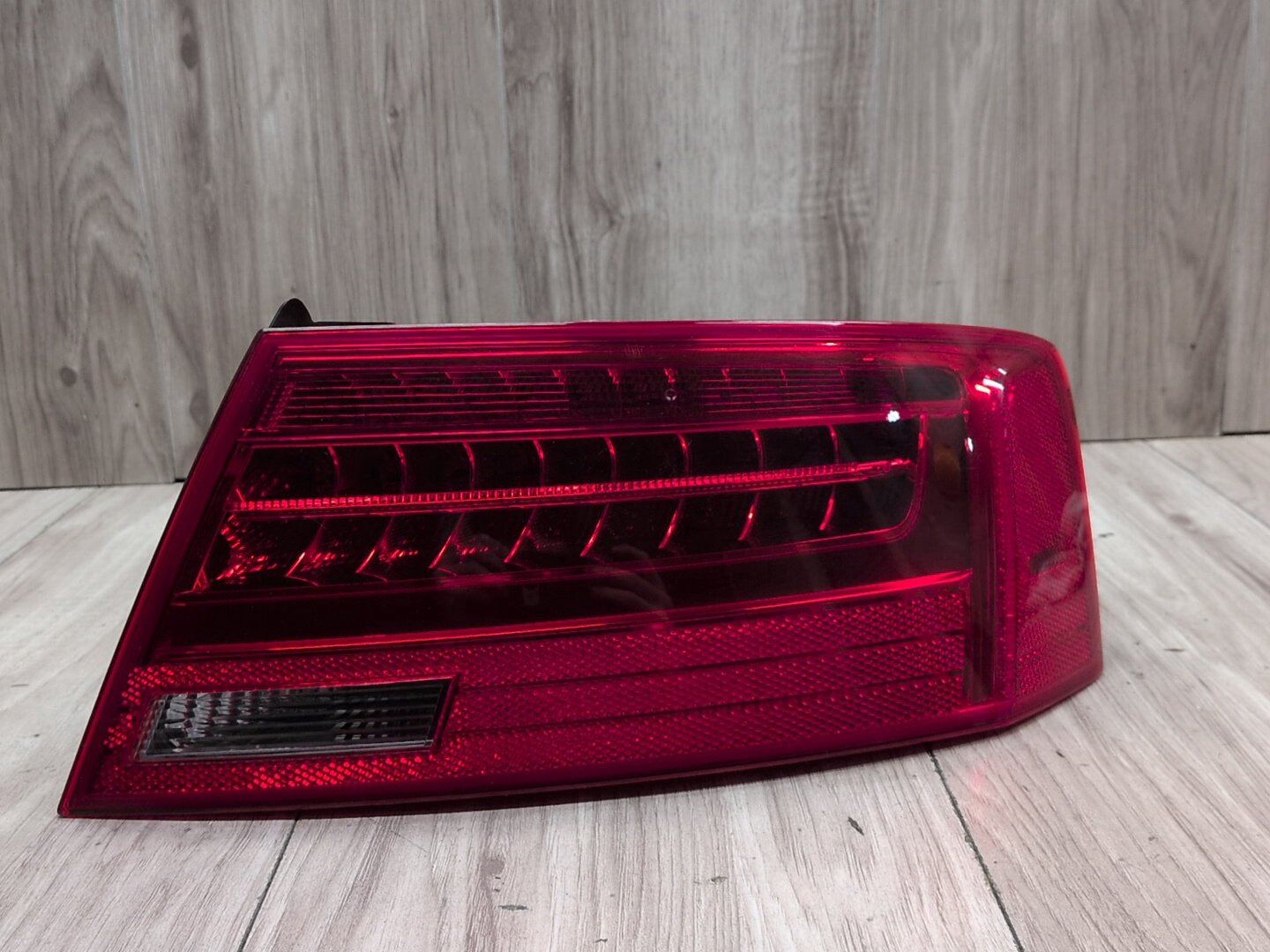 2016 Audi S5 8T Rear Right Passenger Outer Tail Light 8T0945096J CTUB