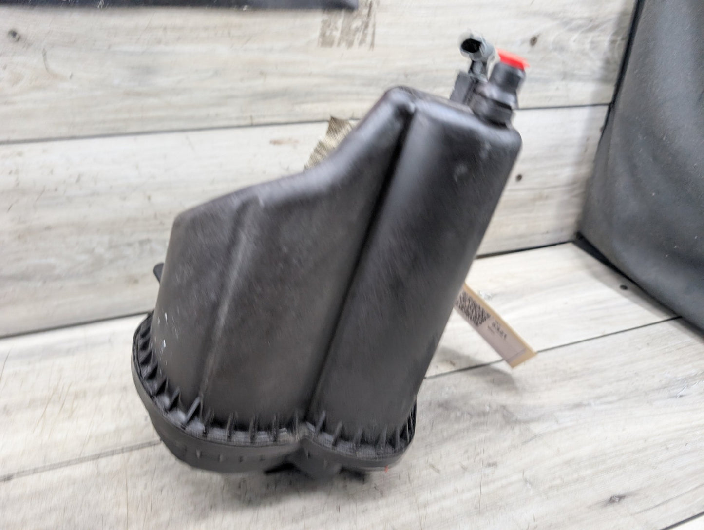 2012-2015 BMW X5 E70 Coolant Expansion Tank Reservoir 8621092