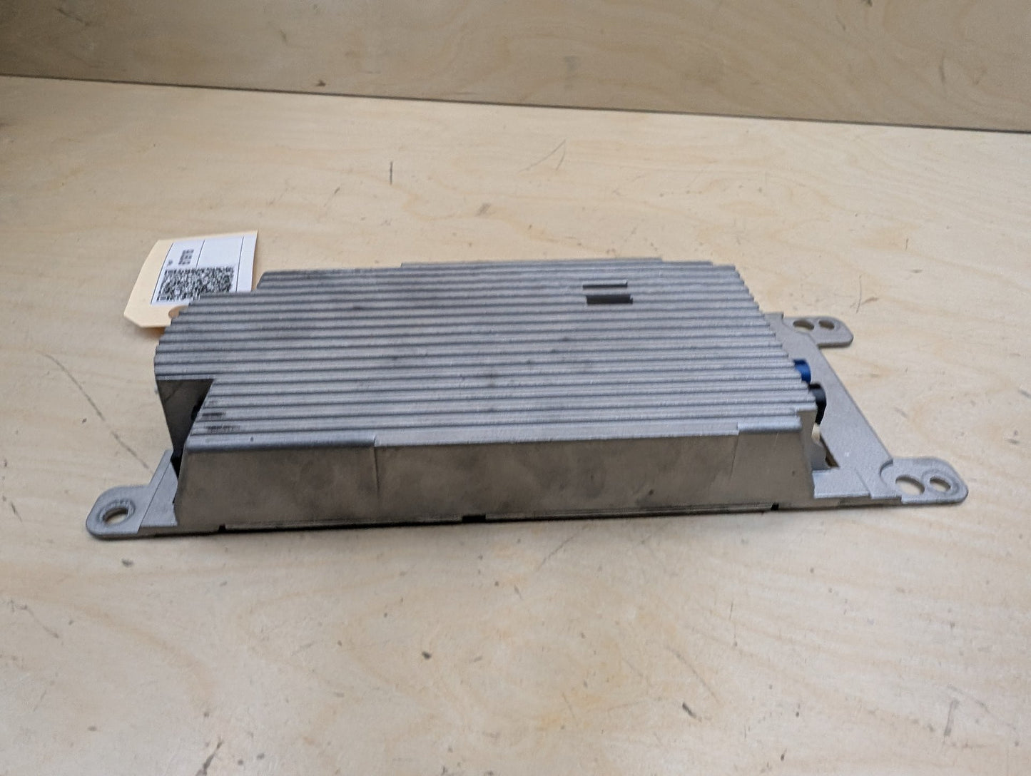 2011-2016 BMW X3 F25 Antenna Telematics Control Module 2447927