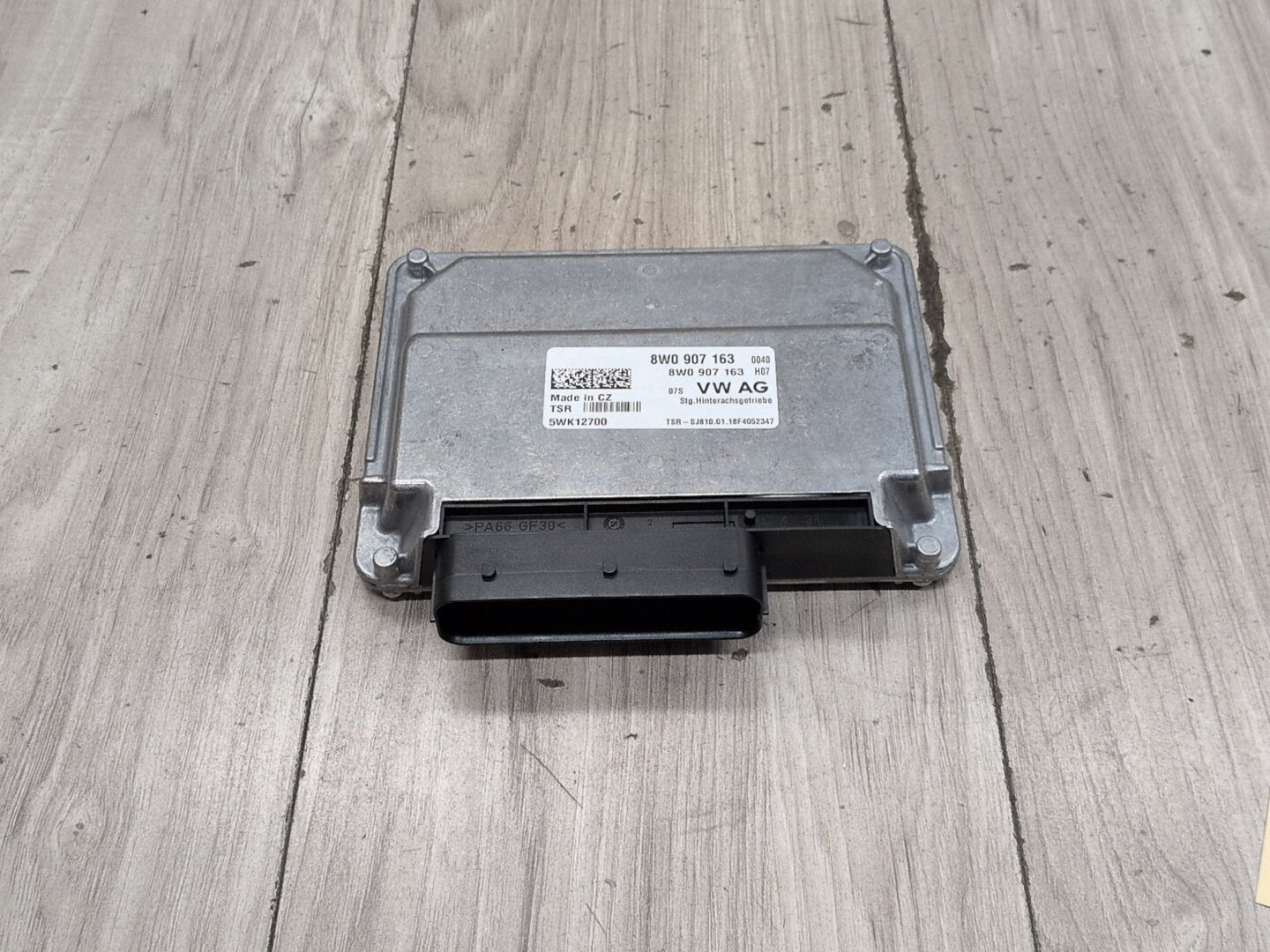17-25 OEM Audi A4 A5 Q5 S4 S5 SQ5 Rear Differential Control Module 8W0907163