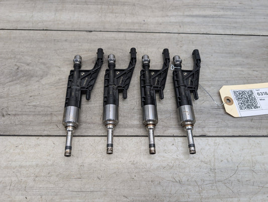 BMW G30 530i B46B20O0 Engine Motor Injector SET 8625396