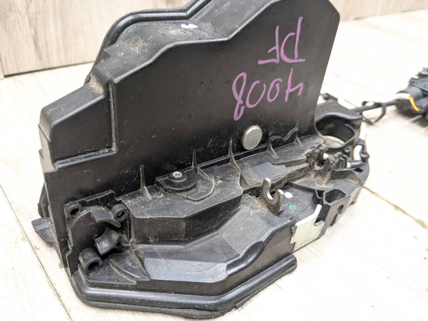 2010 - 2015 BMW 750i F01 Rear Right Passenger Door Latch Lock Actuator 5a36e22 N63B44O1