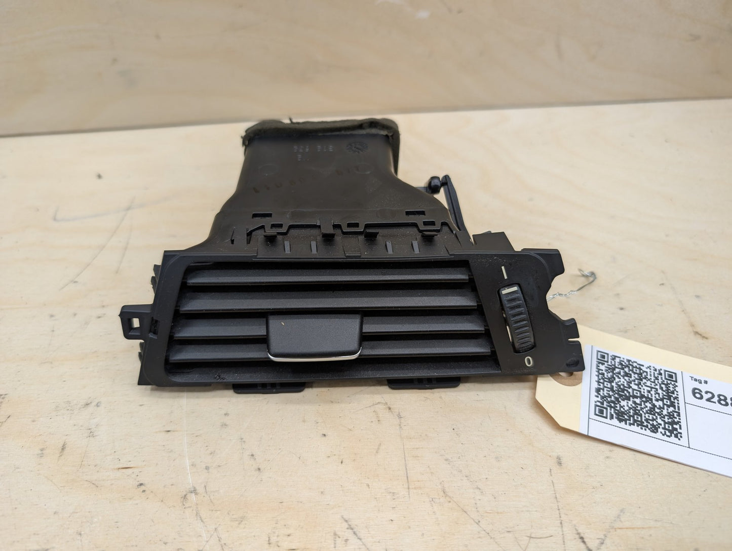 OEM BMW E90 E92 E93 328 335 Right Passenger Side Dashboard Dash Air Vent Grille