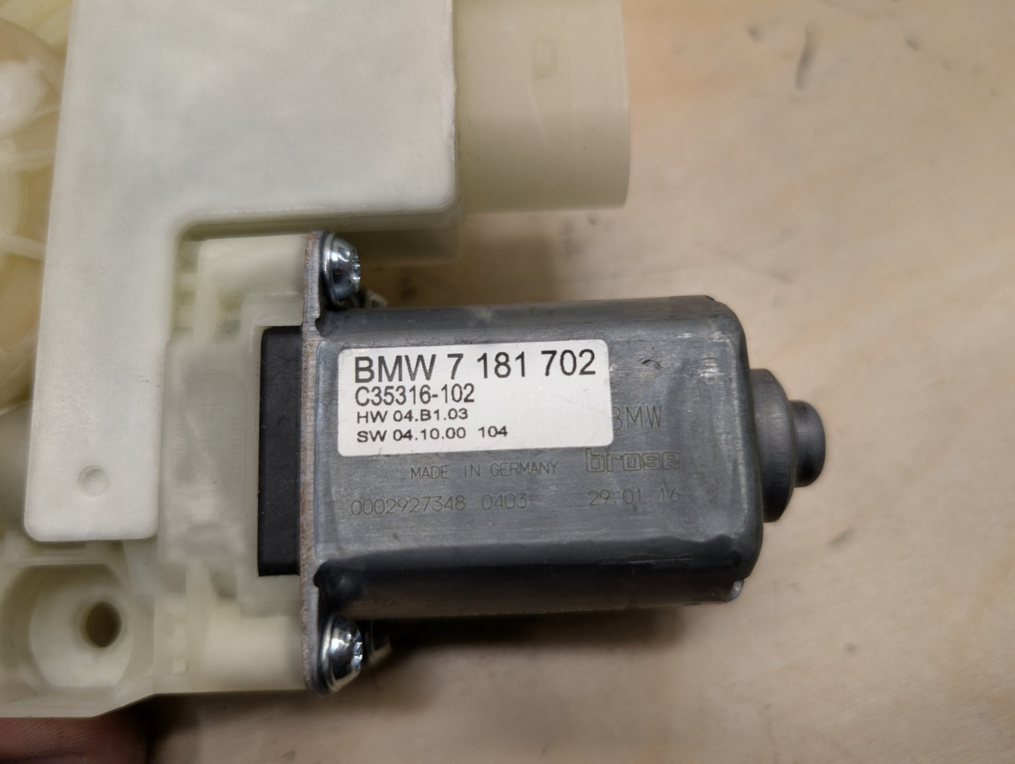 OEM BMW G01 G12 740 750 M760 FRONT RIGHT PASSENGER Door Window Regulator Motor