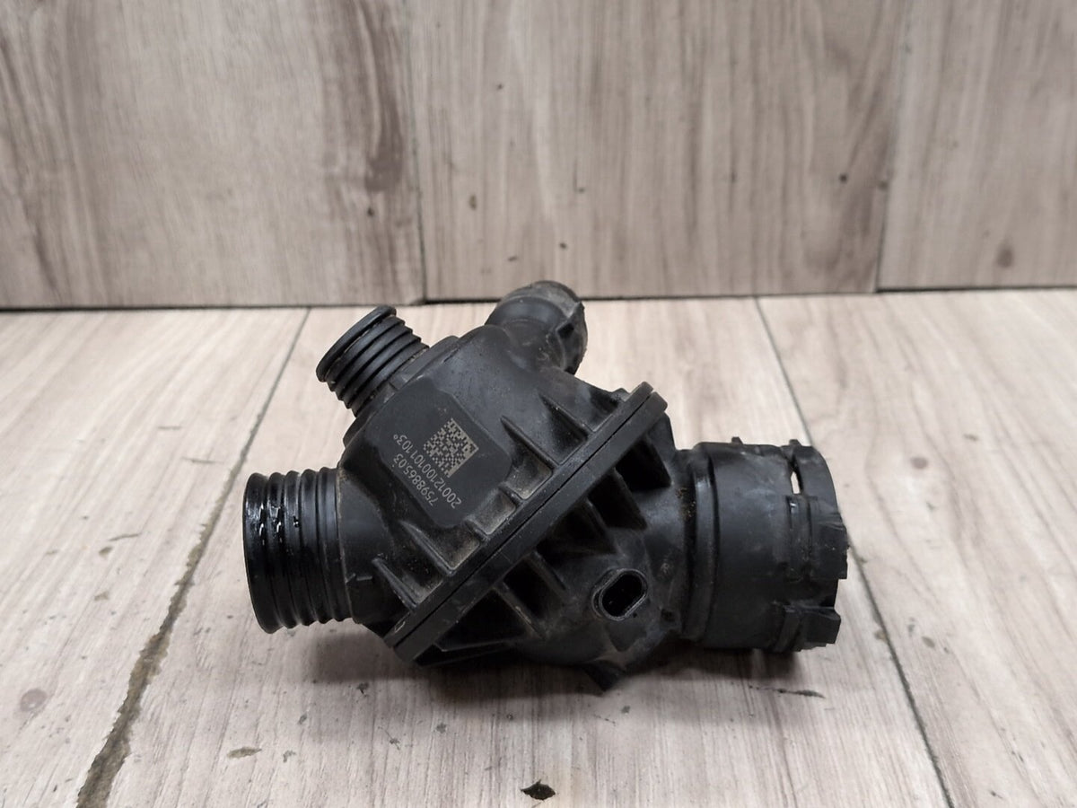 OEM BMW F15 F16 F23 F30 F32 F33 F36 Engine N55 Water Coolant Thermostat Housing