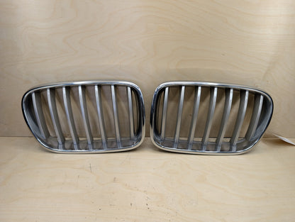 2011-2016 BMW X3 F25 Front Left Right Upper Bumper Cover Kidney Grilles SET 7210725