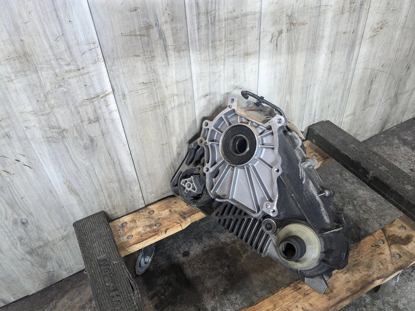 07-14 OEM BMW E70 E71 X5 X6 AWD Transmission Transfer Case Gearbox ATC 700