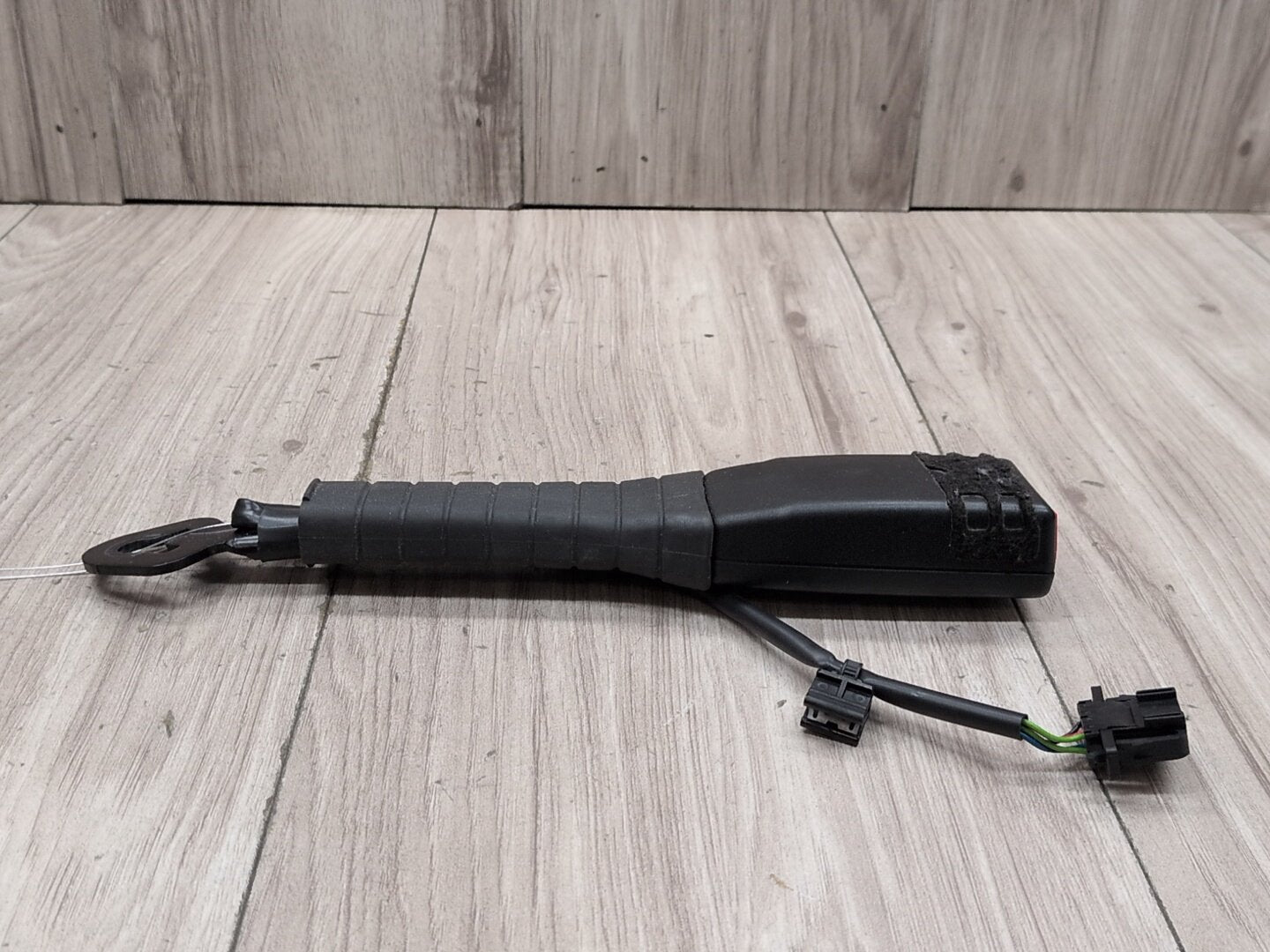 2008 - 2017 Audi S5 8T Front Left Driver or Right Passenger Seatbelt Seat Belt Buckle 8K0857756C
