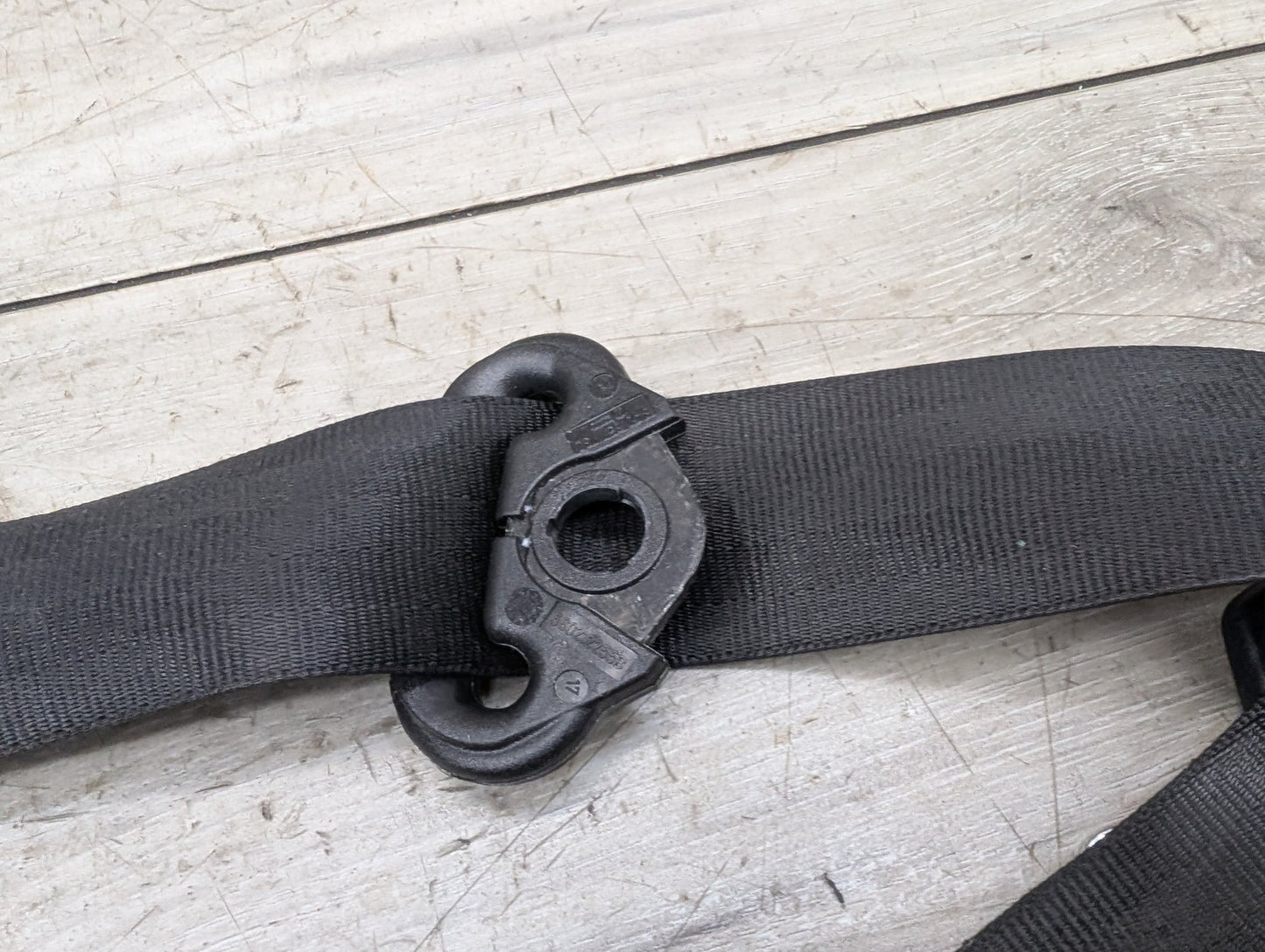 2009 - 2017 Audi Q5 8R Front Left Driver Seatbelt Seat Belt Retractor 8R1857705L EA888