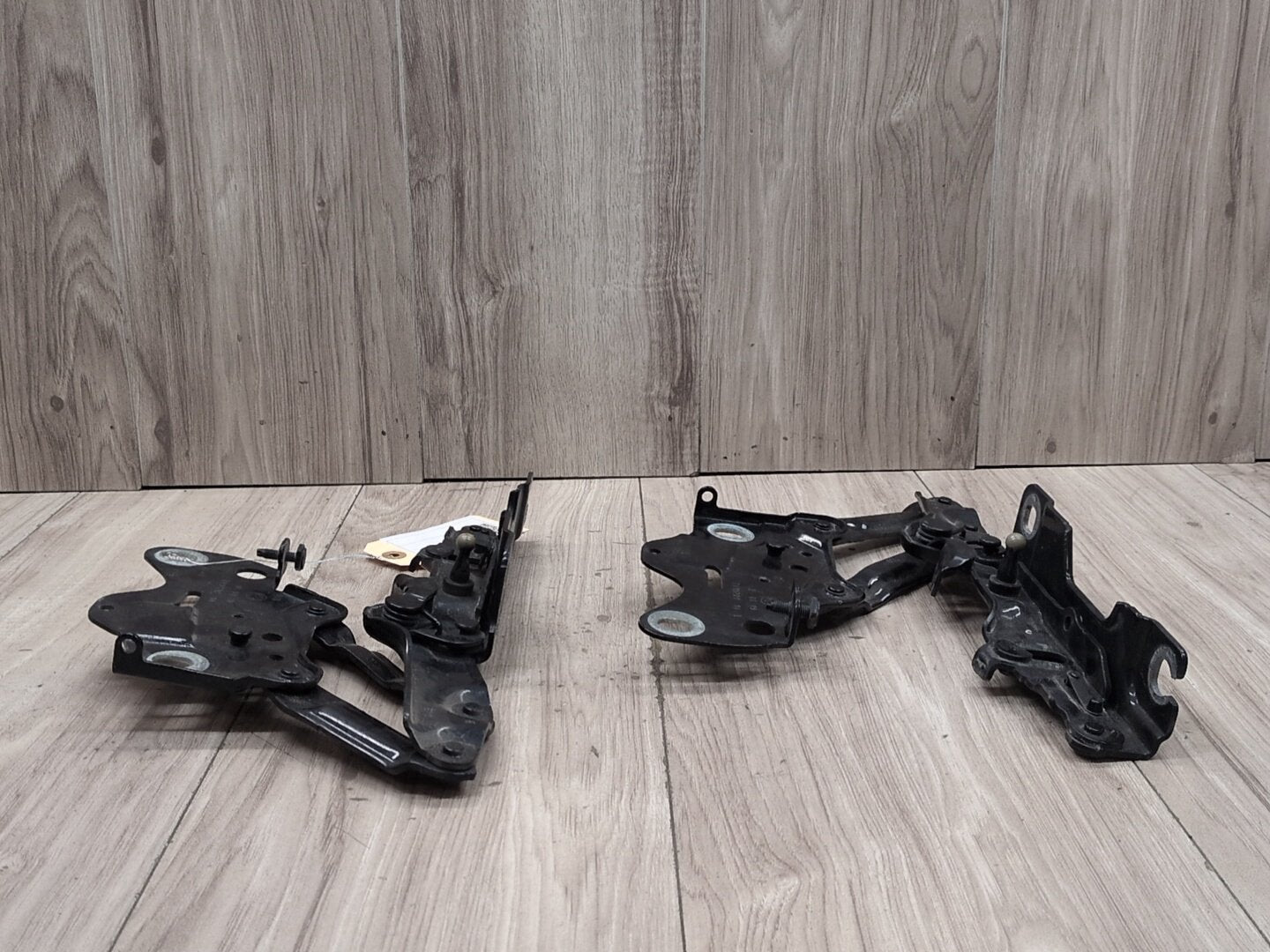 2019 - 2026 BMW X5 G05 Hood Bonnet Hinges SET 7419201 N63B44M3