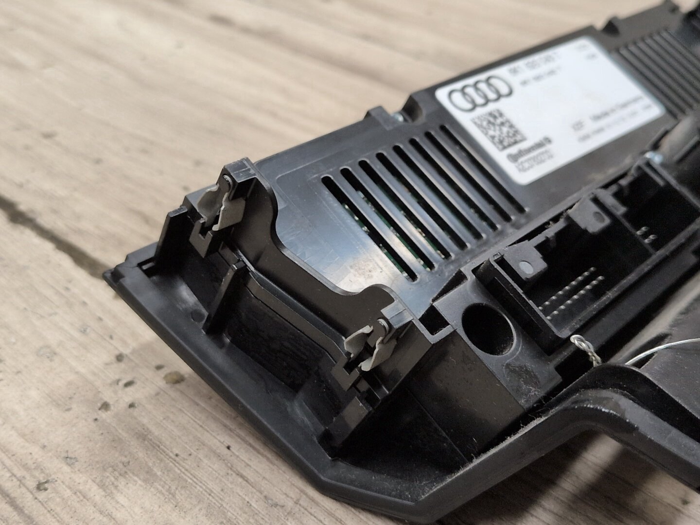 2008 - 2017 Audi S5 8T Front AC Heater Climate Control Switch 8K1820043T