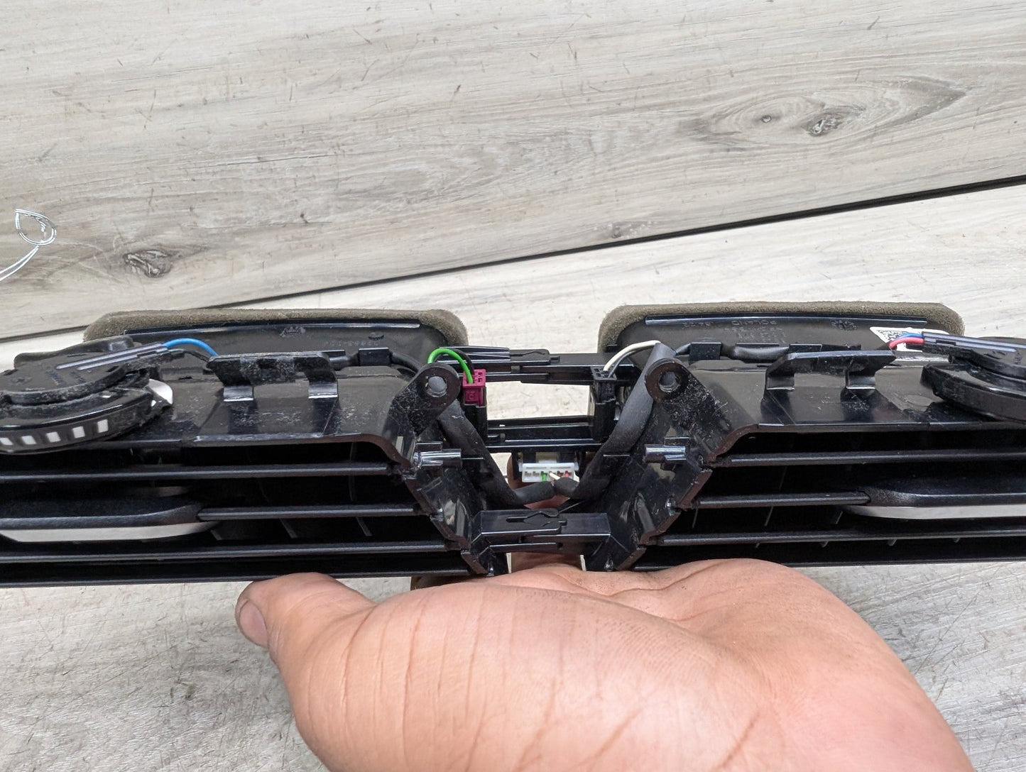 OEM BMW F90 G30 G31 G32 530 540 M550 M5 Center Dashboard AC Heat Fresh Air Vents