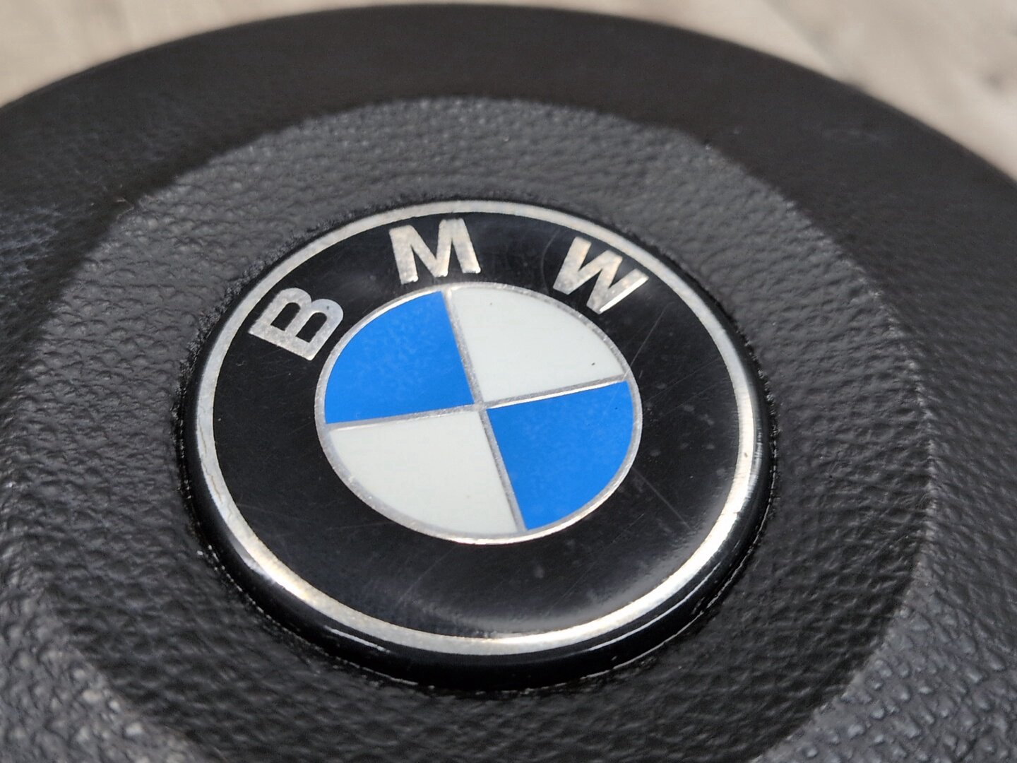 BMW 535i E60 Steering Wheel Airbag Air Bag w/ Steering Wheel PN 6790393