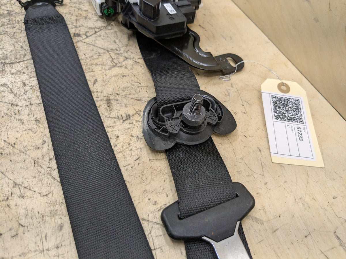 2018-2023 BMW M550i G30 Front Right Passenger Seatbelt Retractor 34234136 OEM