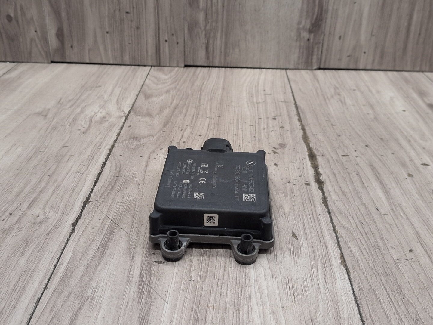 2016-2022 BMW 750i G12 - Front Bumper Cruise Control Distance Radar Senor Module PN: 6892575