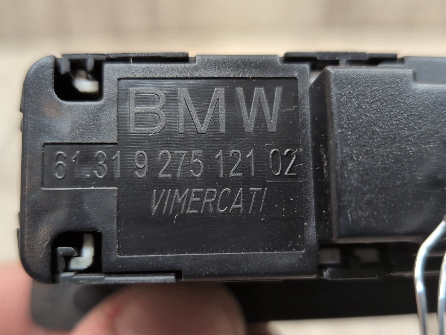 OEM BMW F02 F10 F15 F48 F90 G01 G20 G30 G80 X3 Rear Trunk Lid Center Lock Switch