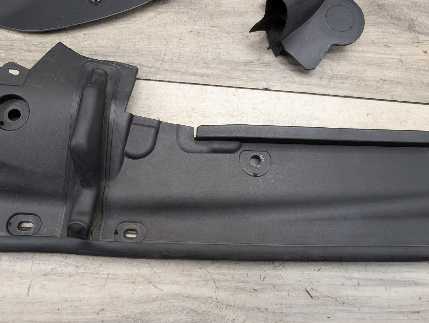 2016 BMW 750Li G12- Front Driver Under Hood Sealing Shield Panel SET PN: 7347399