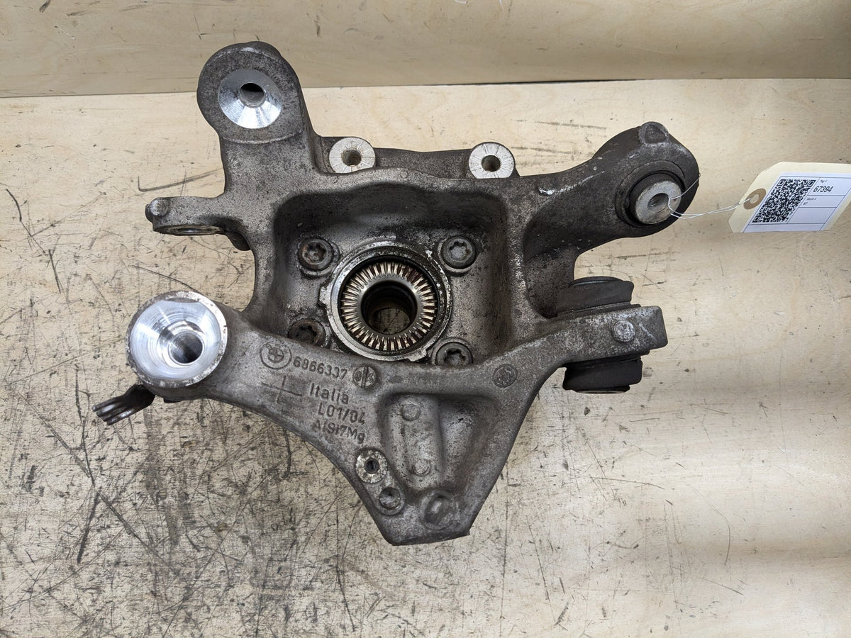 2018-2023 BMW M550i G30 Rear Left Driver Spindle Knuckle w/ Bearing 6866337 OEM