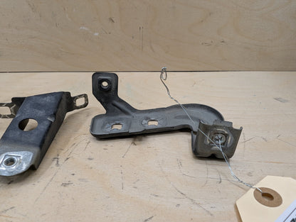 15-20 OEM BMW F80 F82 F83 M3 M4 Left Driver Fender Bracket Mount Carrier SET