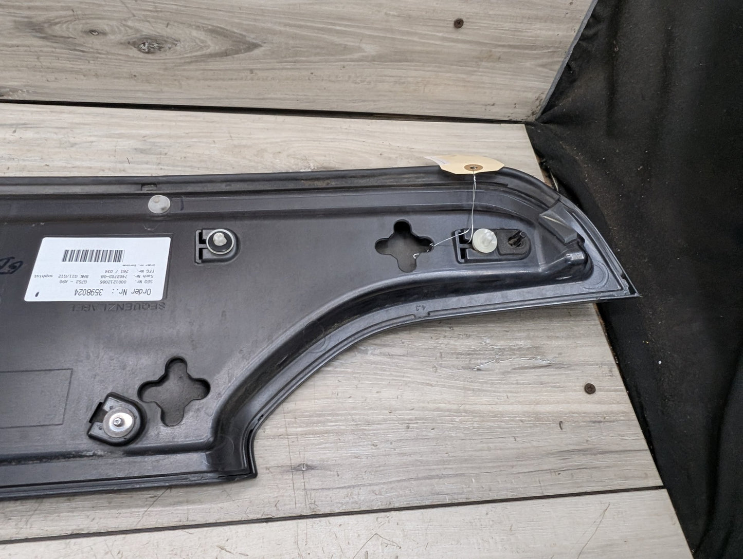 16-19 OEM BMW G12 740 750 Trunk Lid License Plate Lower Finish Panel
