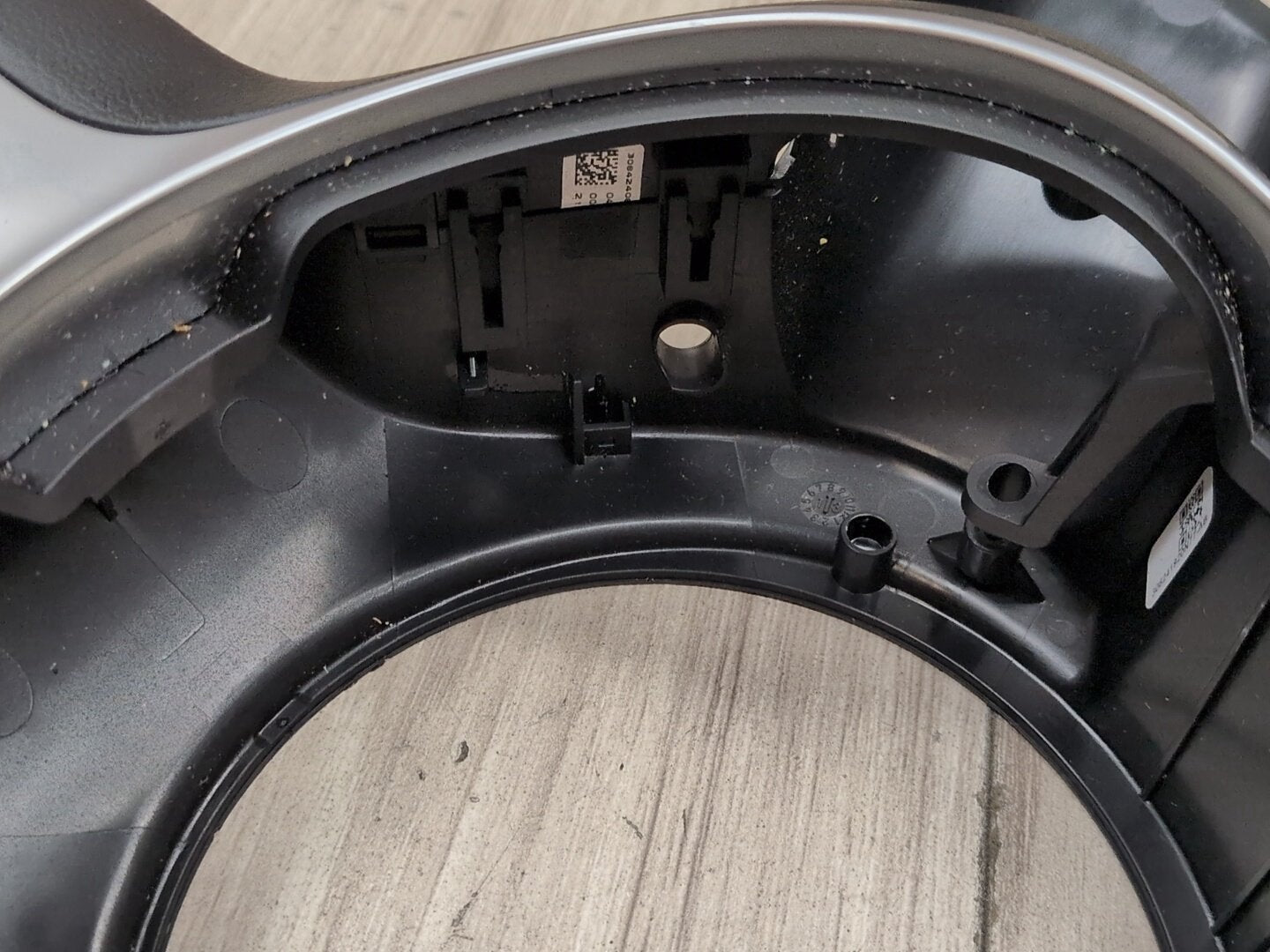OEM BMW F10 F22 F23 F30 F32 F33 F36 M-Sport Steering Wheel Trim Bezel Cover