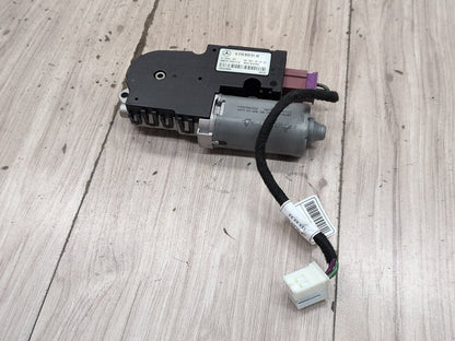 2009-2012 Mercedes-Benz E550 W212 Sunroof Sun Roof Glass Motor A2188200142 OEM