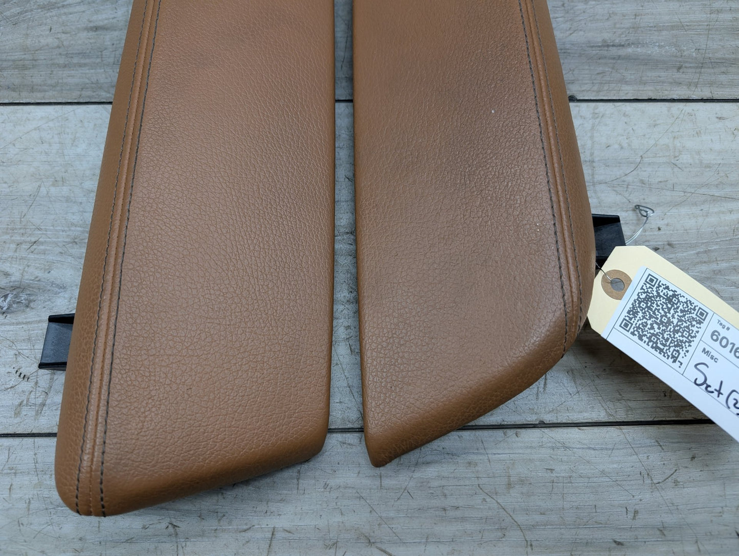 2017-2023 BMW 530i G30 Center Console Armrest Arm Rest 9388142