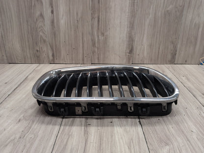 2011-2016 BMW M5 F10 Front Right Passenger Upper Bumper Cover Kidney Grille OEM