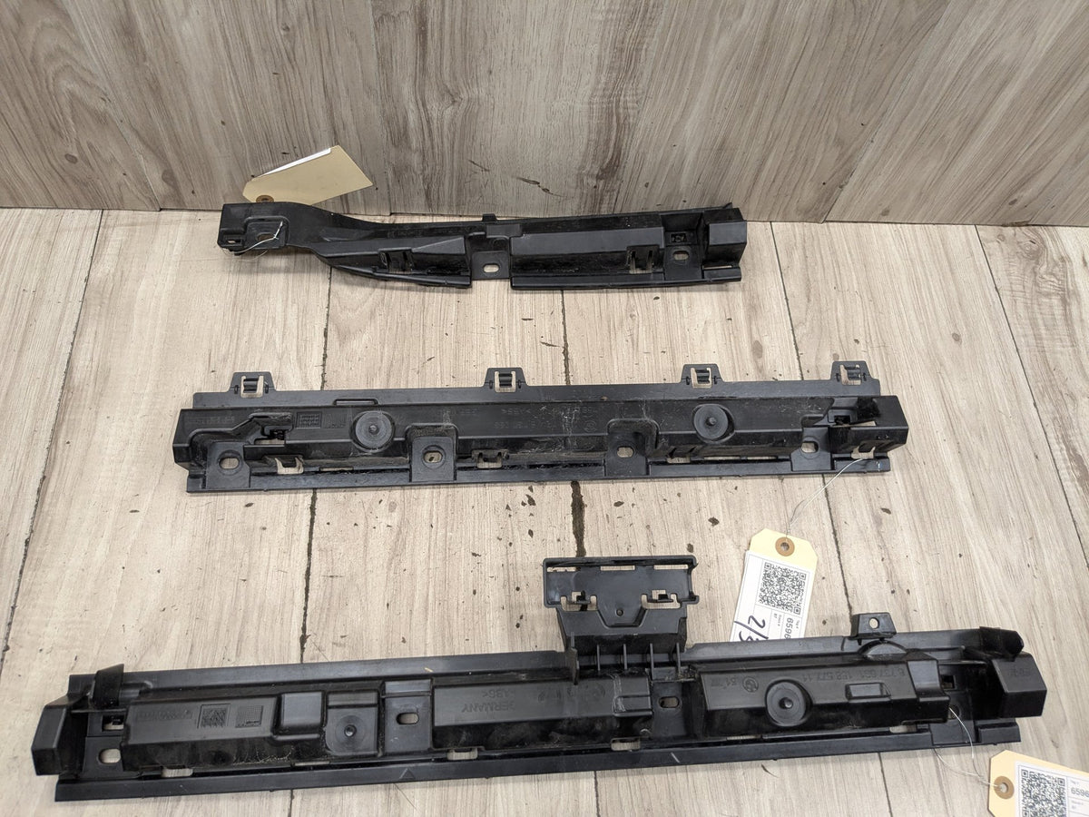 2022-2026 BMW 430i G26 Left Driver Side Rocker Panel Brackets SET 8737091 OEM
