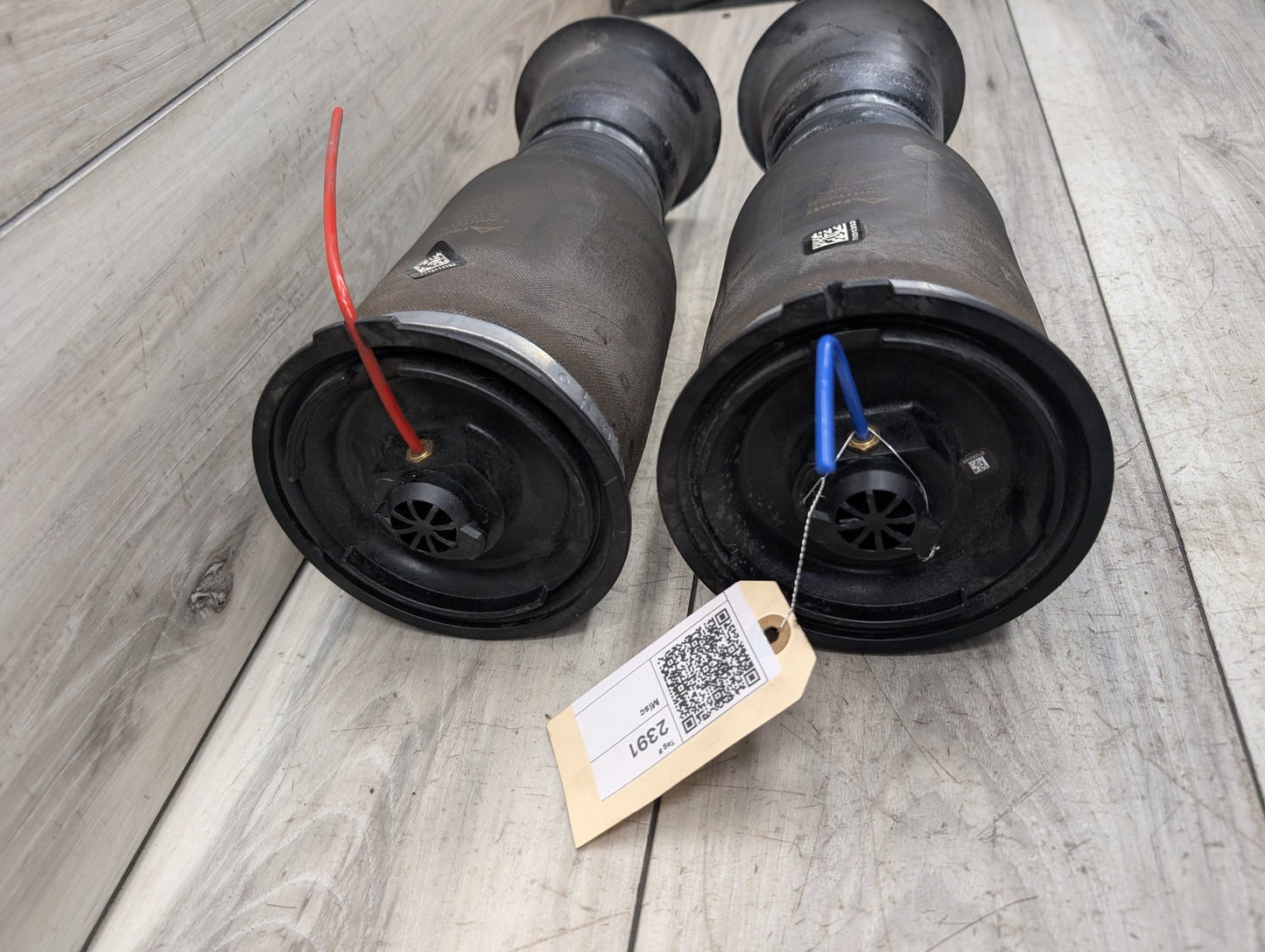 15-18 OEM BMW F85 F86 X5M X6M Rear Left Right Air Suspension Pneumatic Springs