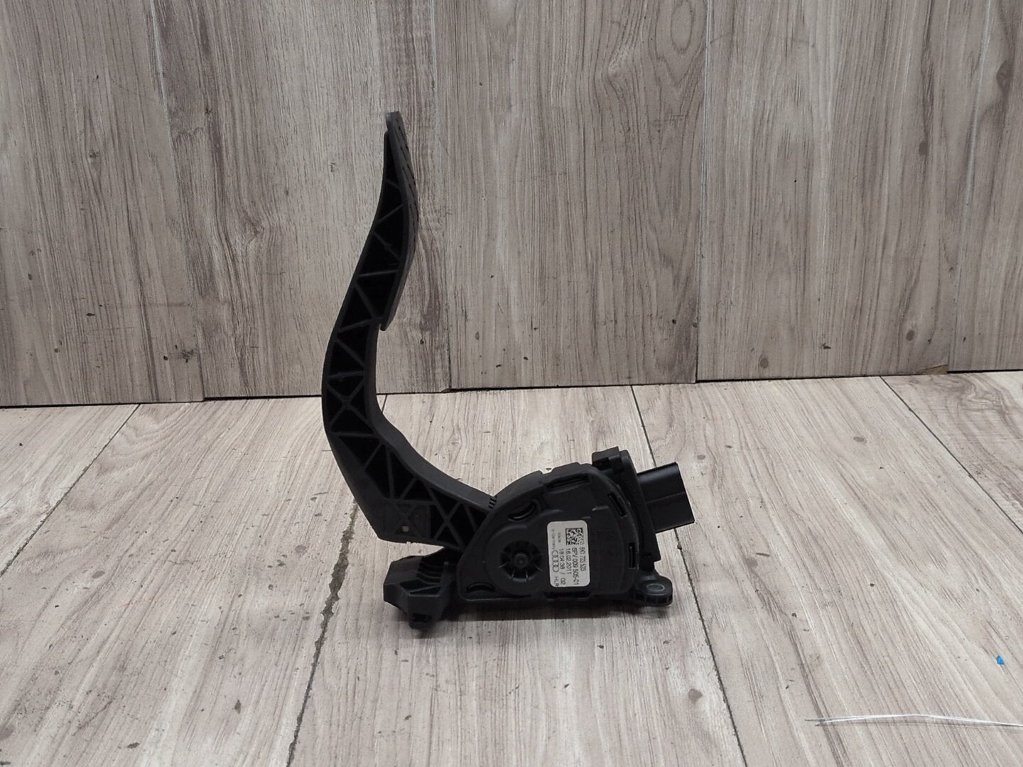 08-18 OEM Audi A4 A5 A6 A7 A8 Q5 S4 S5 SQ5 Gas Accelarator Pedal 8K1723523
