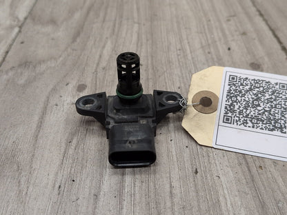 2013 - 2019 BMW 750i F01 Manifold Absolute Pressure (MAP) Sensor 7599042 N63B44O1
