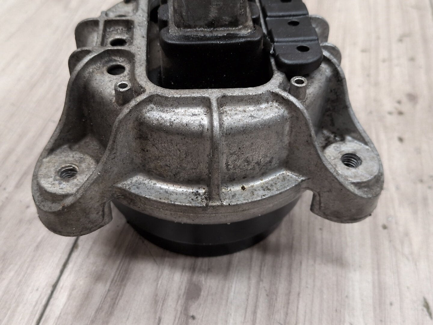 BMW F10 535i N55B30A Left Right Engine Bracket Support Mount SET 6859846