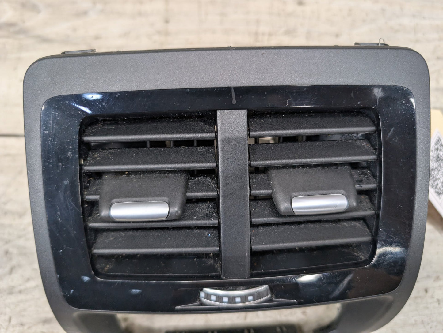 18-21 OEM BMW G01 G02 F97 F98 X3 Rear Interior Center Console Air Vent Grille