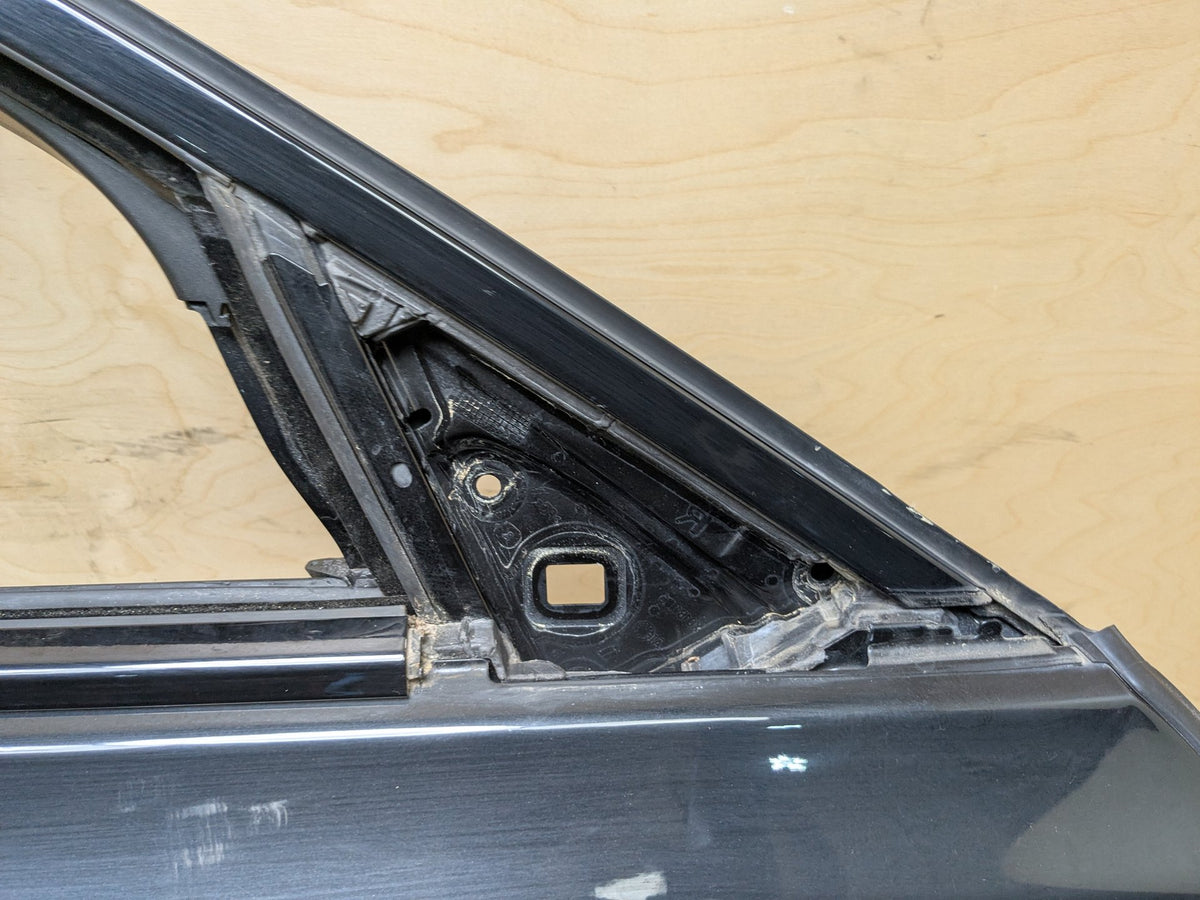 16-22 OEM BMW G11 G12 740 750 M760 Front Right Passenger Door Shell Panel 475