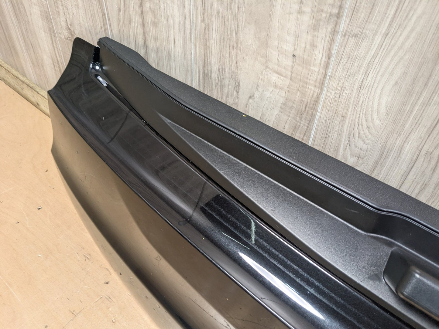 2014 - 2018 BMW X5 F85 Rear Lower Liftgate Tailgate 7378123 S63B44T2