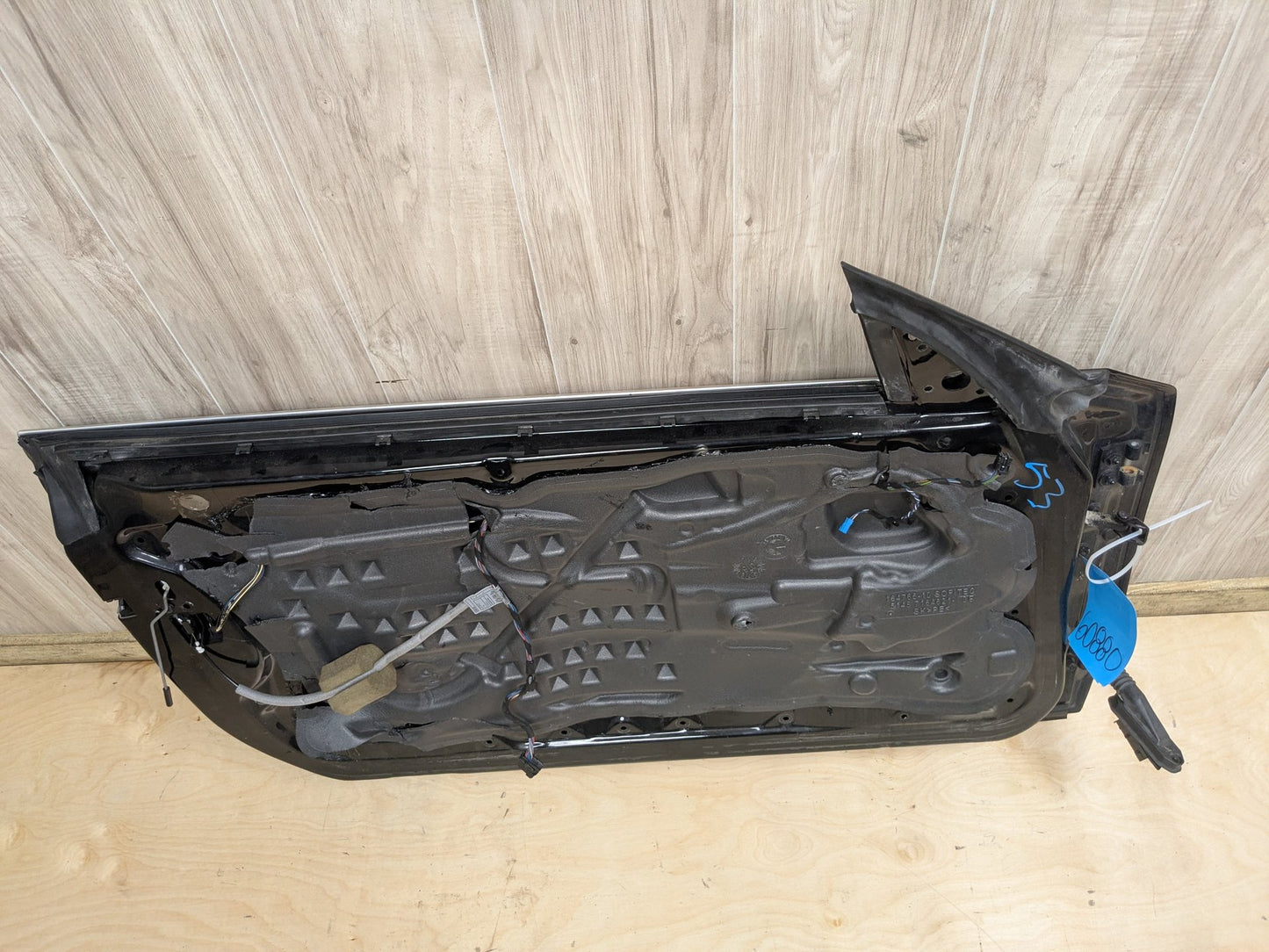 08-13 BMW E82 E88 128i 135i Front Right Passenger Door Shell Panel Black 668