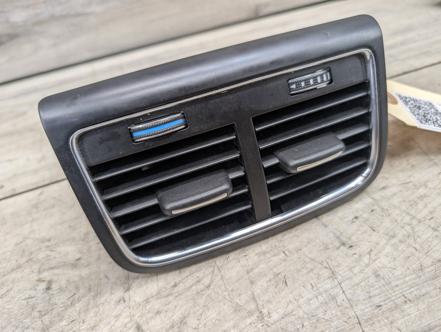 2008 - 2017 Audi S5 8T Rear Center Console Air Vent Grille 8K0819203J